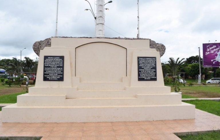 Prometen estatua que nunca llega