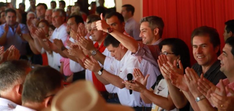 Abdo y Cartes continúan con su campaña de “unidad colorada”