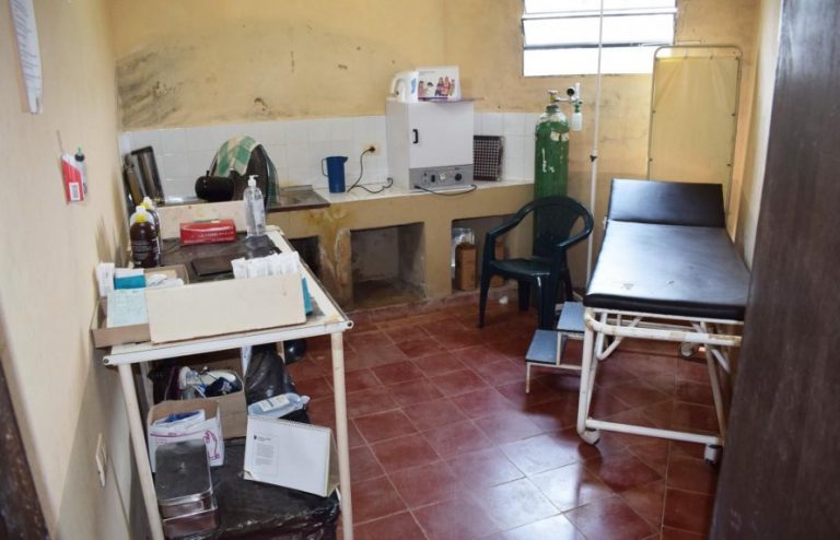 Múltiples necesidades en Unidad de Salud Familiar de R.I.3 Corrales